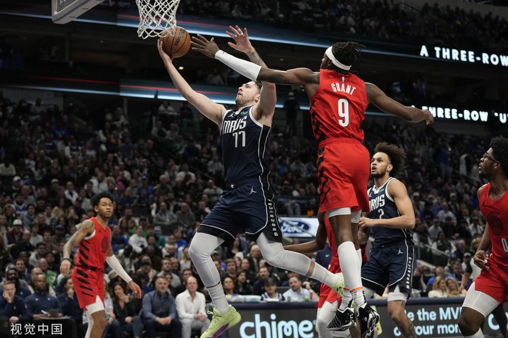 了浓厚的兴 了浓厚的兴