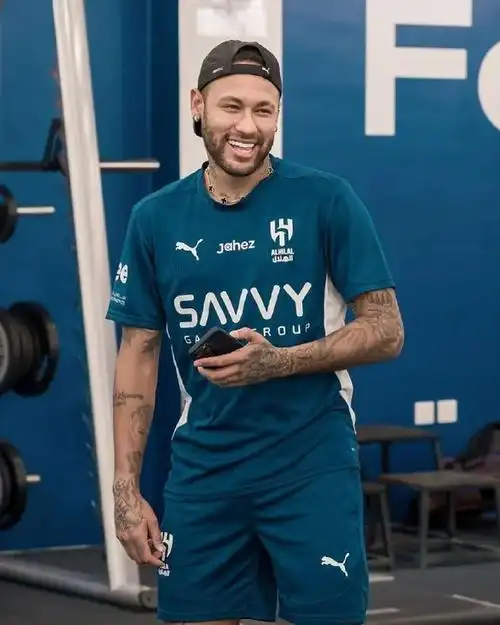 里亚闪耀的 里亚闪耀的